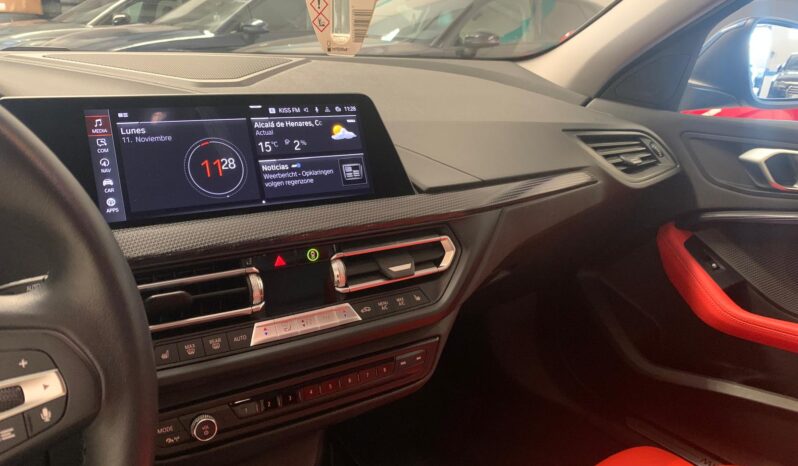 BMW 1 Series 120d – Gasoil – Automático – 190 CV lleno