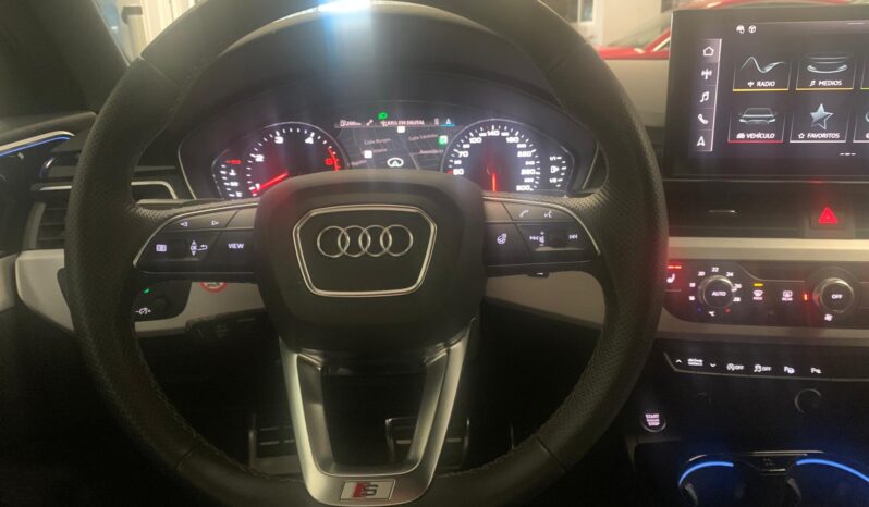 Audi A4 40 TDI Advanced – Quattro – Gasoil – Automático – 204 CV lleno
