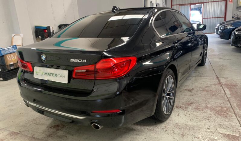 BMW 5 Series 520 Business LUXURY LINE – Gasoil – Automático – 190 CV lleno