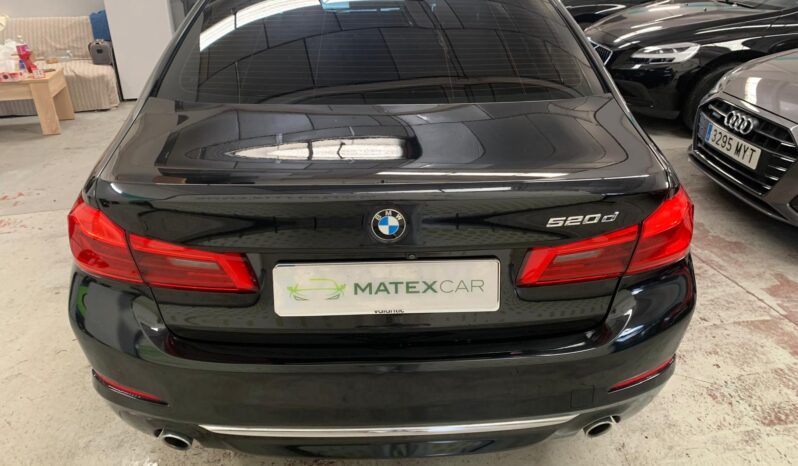 BMW 5 Series 520 Business LUXURY LINE – Gasoil – Automático – 190 CV lleno