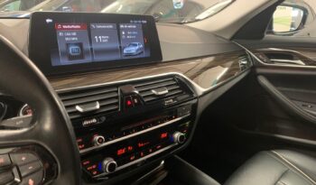 BMW 5 Series 520 Business LUXURY LINE – Gasoil – Automático – 190 CV lleno