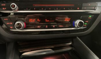 BMW 5 Series 520 Business LUXURY LINE – Gasoil – Automático – 190 CV lleno
