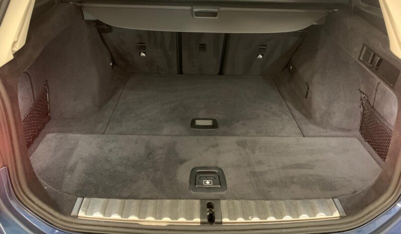 BMW 3 Series 318d – Gasoil – Automático – 150CV lleno