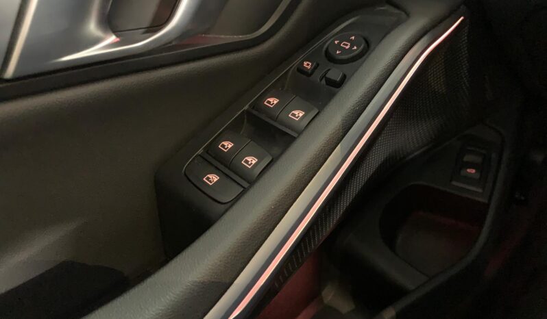 BMW 3 Series 318d – Gasoil – Automático – 150CV lleno