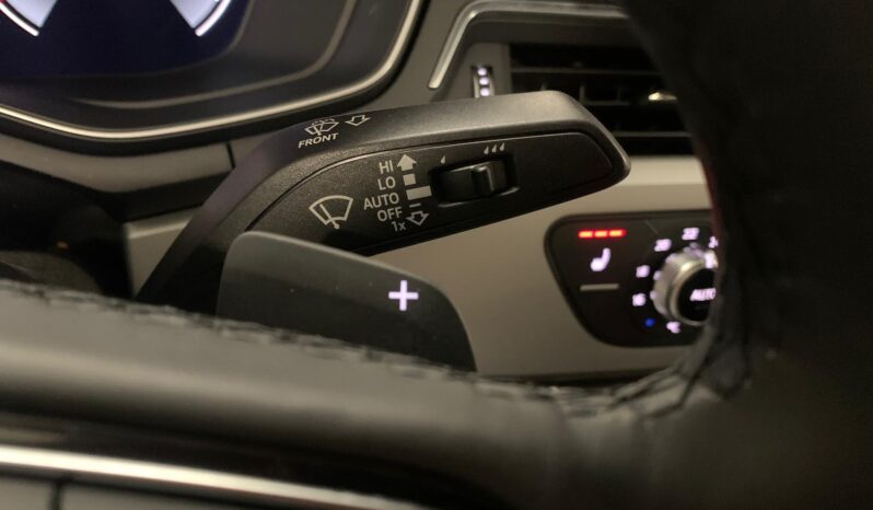 Audi A4 2.0 TDI Attraction – Diesel – Automatico – 136 CV lleno