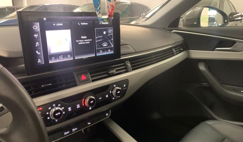 Audi A4 2.0 TDI Attraction – Diesel – Automatico – 136 CV lleno