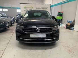 Volkswagen Tiguan 2.0 TDI Life – Diesel – Automático