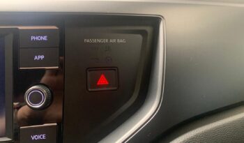 Volkswagen Polo 1.0 – Gasolina – Manual – 80 CV lleno