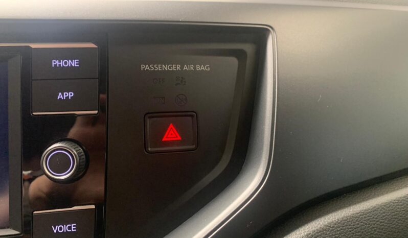Volkswagen Polo 1.0 – Gasolina – Manual – 80 CV lleno