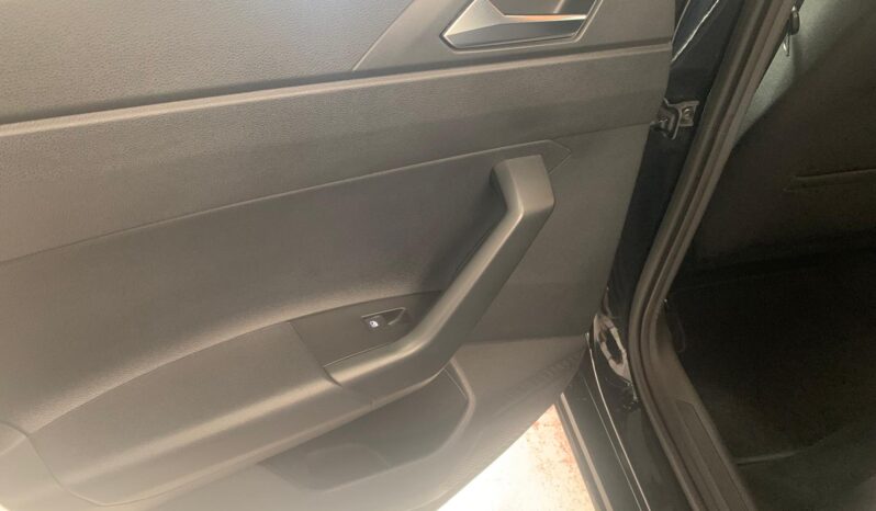 Volkswagen Polo 1.0 – Gasolina – Manual – 80 CV lleno