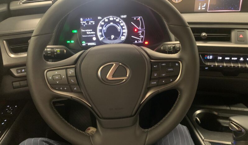 LEXUS UX 2.0 250h Business – GASOLINA/HÍBRIDO – Automático – 184CV lleno