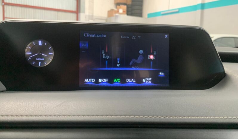 LEXUS UX 2.0 250h Business – GASOLINA/HÍBRIDO – Automático – 184CV lleno