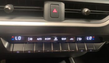 LEXUS UX 2.0 250h Business – GASOLINA/HÍBRIDO – Automático – 184CV lleno