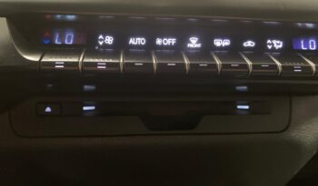 LEXUS UX 2.0 250h Business – GASOLINA/HÍBRIDO – Automático – 184CV lleno