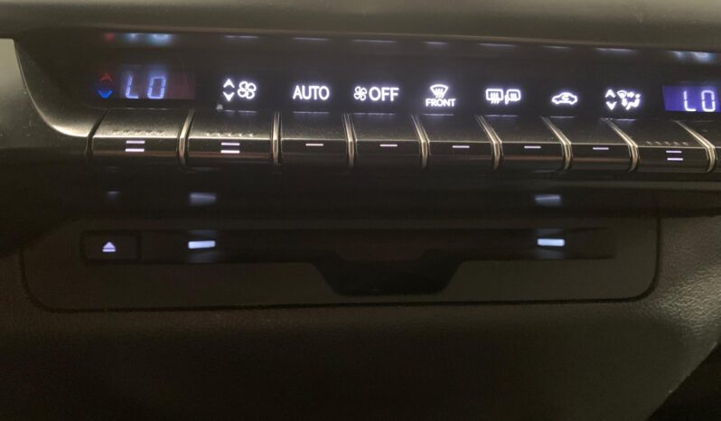 LEXUS UX 2.0 250h Business – GASOLINA/HÍBRIDO – Automático – 184CV lleno