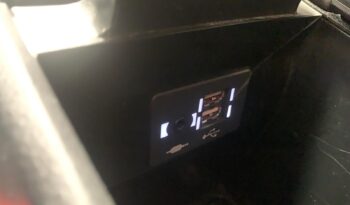 LEXUS UX 2.0 250h Business – GASOLINA/HÍBRIDO – Automático – 184CV lleno