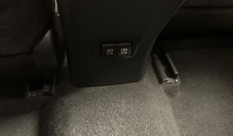 LEXUS UX 2.0 250h Business – GASOLINA/HÍBRIDO – Automático – 184CV lleno