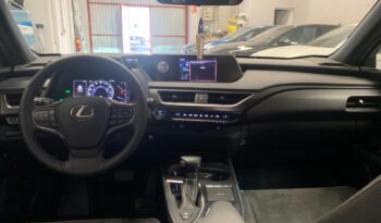 LEXUS UX 2.0 250h Business – GASOLINA/HÍBRIDO – Automático – 184CV lleno