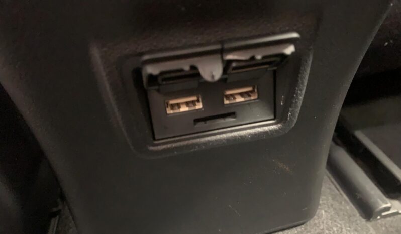 LEXUS UX 2.0 250h Business – GASOLINA/HÍBRIDO – Automático – 184CV lleno