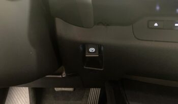 LEXUS UX 2.0 250h Business – GASOLINA/HÍBRIDO – Automático – 184CV lleno