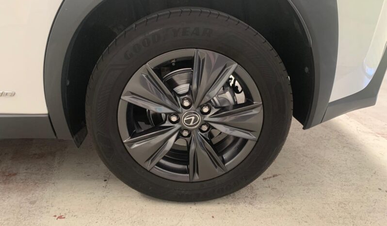 LEXUS UX 2.0 250h Business – GASOLINA/HÍBRIDO – Automático – 184CV lleno