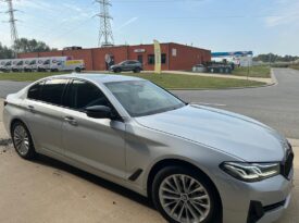 BMW 5 Series 530e Luxury Line – Híbrido – Automático – 184 CV