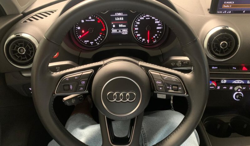 Audi A3 Sportback 2.0 TDI Design – Quattro – Gasoil – Manual – 150 CV lleno