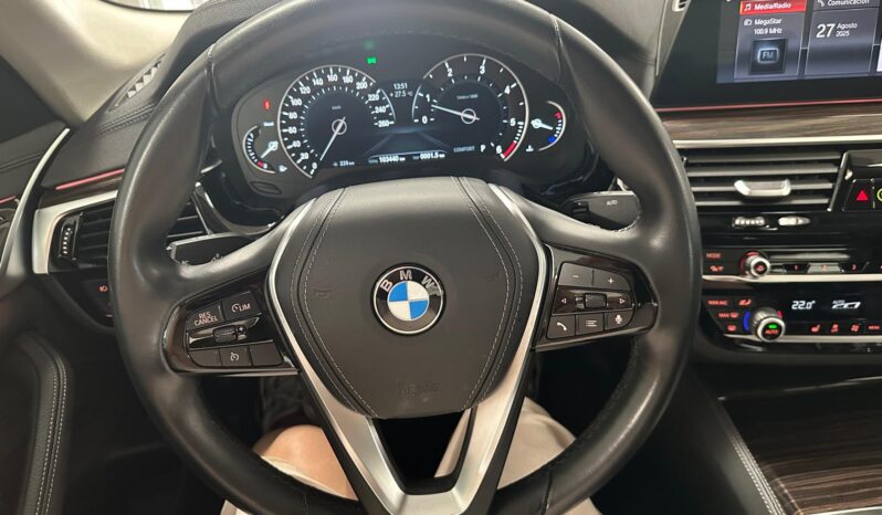 BMW 5 Series 530d Luxury 3.0 – Gasoil – Automático – 265 CV lleno