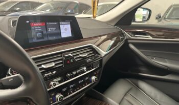 BMW 5 Series 530d Luxury 3.0 – Gasoil – Automático – 265 CV lleno