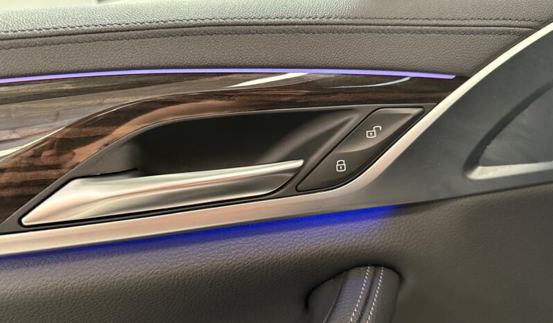 BMW 5 Series 530d Luxury 3.0 – Gasoil – Automático – 265 CV lleno