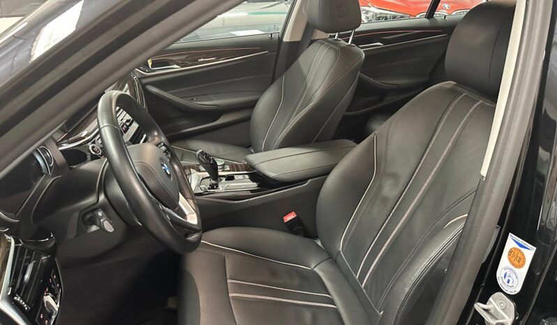 BMW 5 Series 530d Luxury 3.0 – Gasoil – Automático – 265 CV lleno