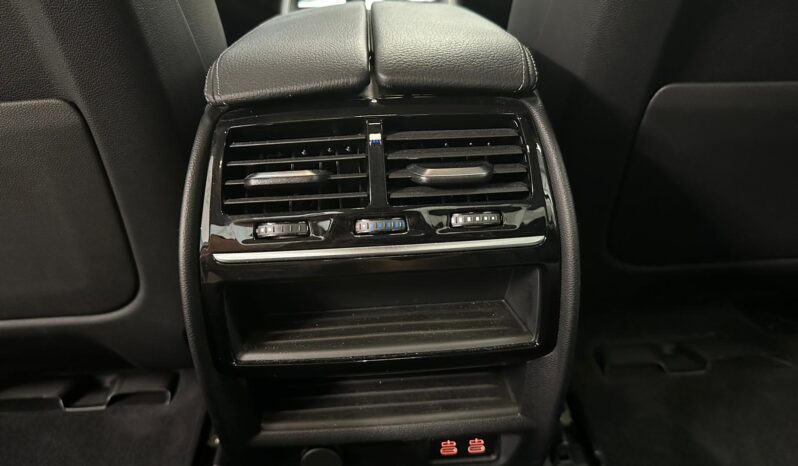 BMW 5 Series 530d Luxury 3.0 – Gasoil – Automático – 265 CV lleno