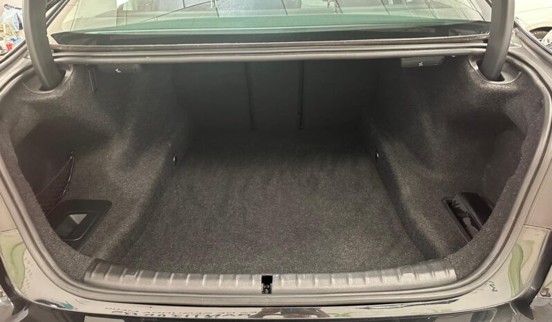 BMW 5 Series 530d Luxury 3.0 – Gasoil – Automático – 265 CV lleno