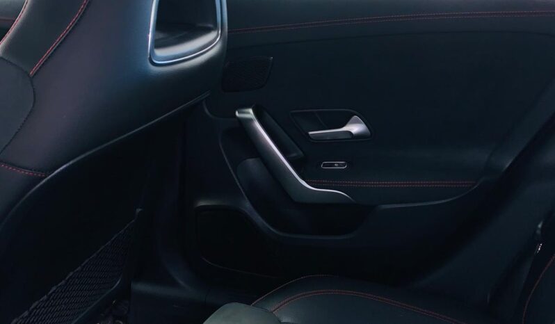 Mercedes-Benz CLA 200d AMG Line 2020 lleno