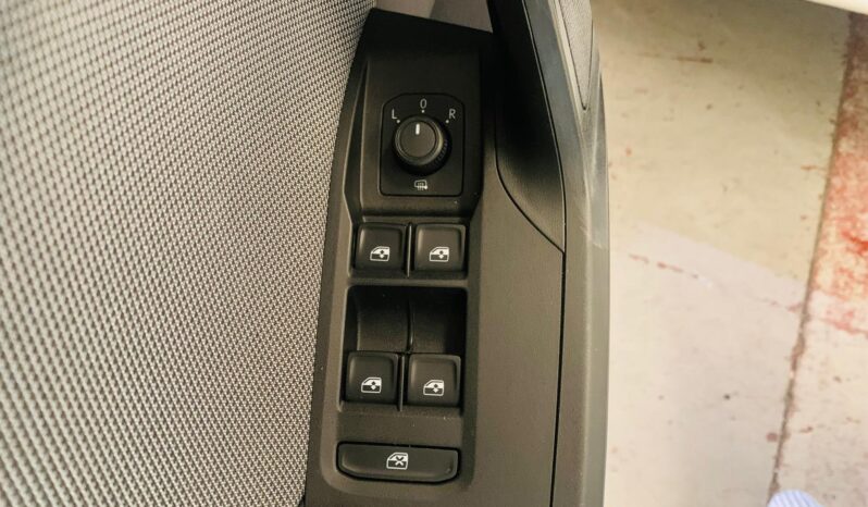 SEAT LEON SPORTSTOURER 2.0 BUSINESS lleno