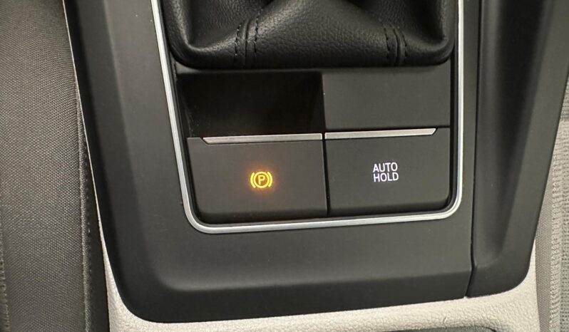 Volkswagen Golf 2.0 TDI – Gasoil – Manual – 150 cv lleno