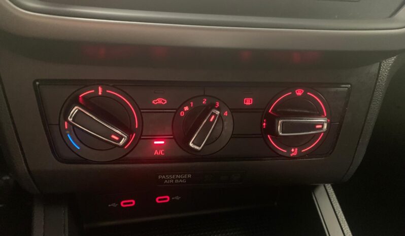 Seat Ibiza 1.0 TSI Style – Gasolina – Automático – 110 CV lleno