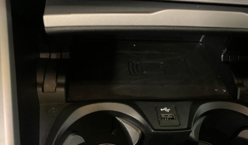 BMW 3 Series 318d – Gasoil – Automático – 150 CV lleno