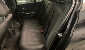 BMW 3 Series 318d – Gasoil – Automático – 150 CV lleno