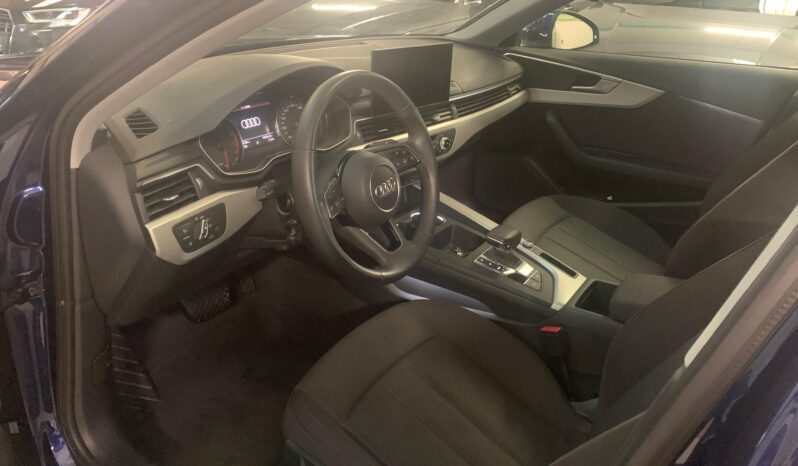 Audi A4 2.0 TDI Business – Gasoil – Automático – 136 CV lleno