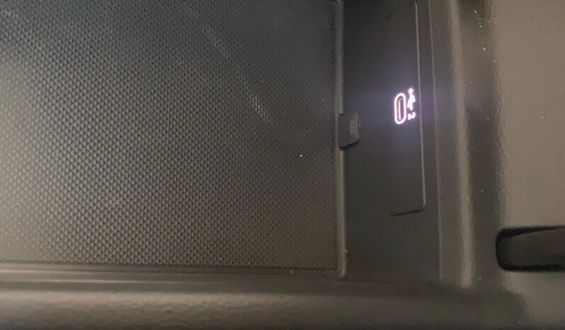 Audi A4 2.0 TDI Business – Gasoil – Automático – 136 CV lleno