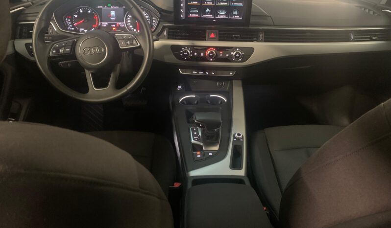 Audi A4 2.0 TDI Business – Gasoil – Automático – 136 CV lleno