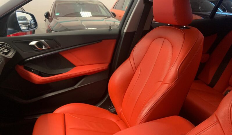 BMW 1 Series 120d – Gasoil – Automático – 190 CV lleno