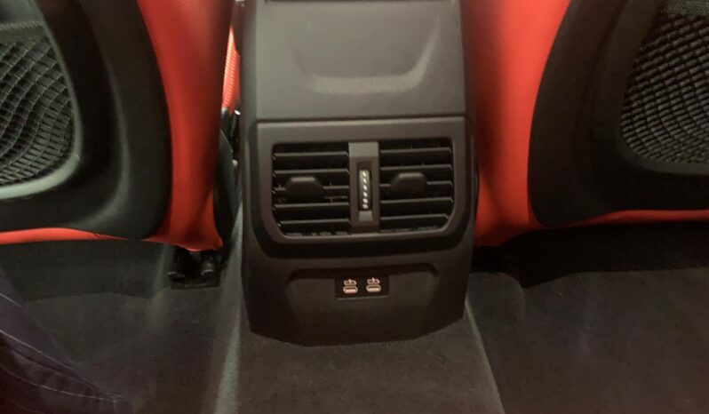 BMW 1 Series 120d – Gasoil – Automático – 190 CV lleno