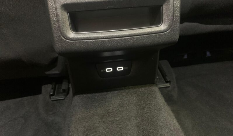 Volkswagen Golf 2.0 TDI Life – Gasoil – Automático – 150 CV lleno