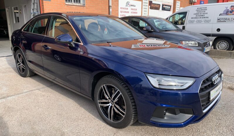 Audi A4 2.0 TDI Business – Gasoil – Automático – 136 CV lleno