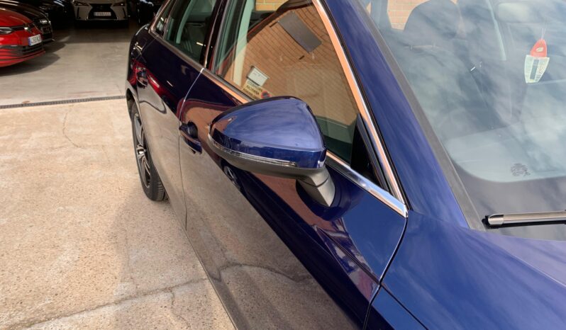Audi A4 2.0 TDI Business – Gasoil – Automático – 136 CV lleno