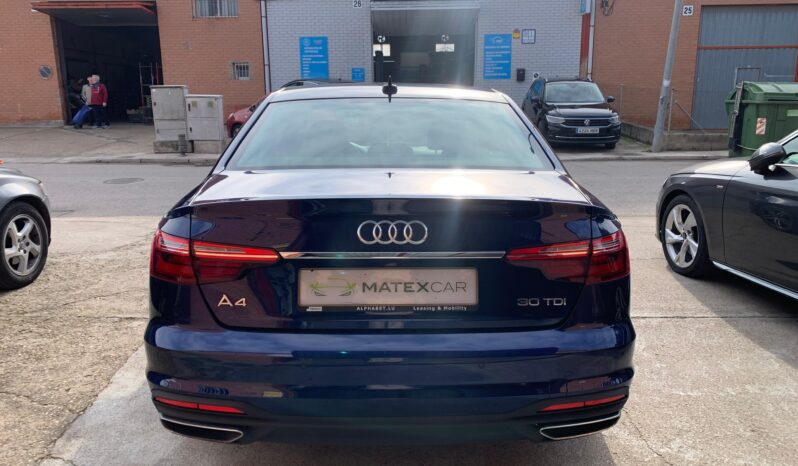 Audi A4 2.0 TDI Business – Gasoil – Automático – 136 CV lleno