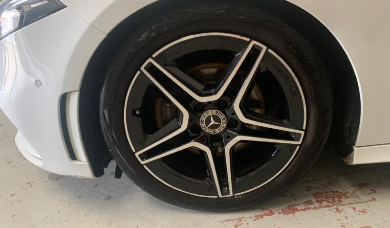 Mercedes-Benz A 200d AMG Line – Gasoil – Automático – 150 CV lleno