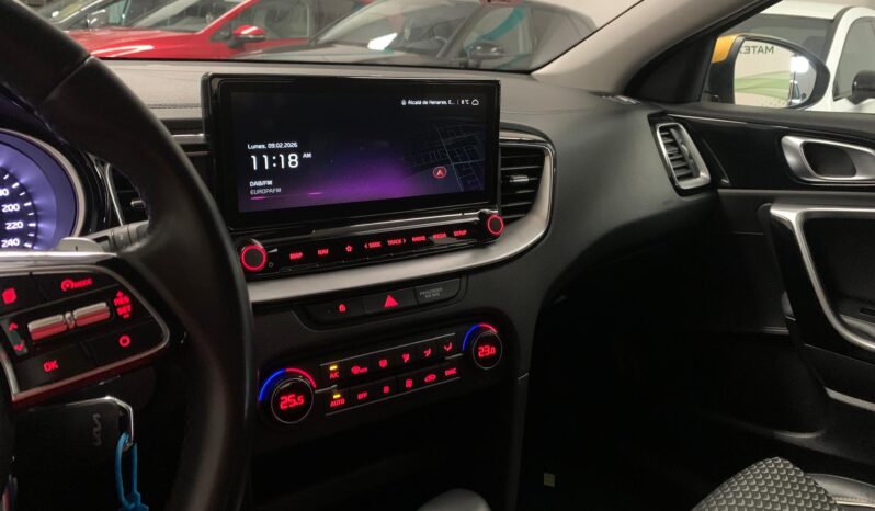 Kia XCeed 1.6 CRDi Business – Gasoil – Automático – 136 CV lleno